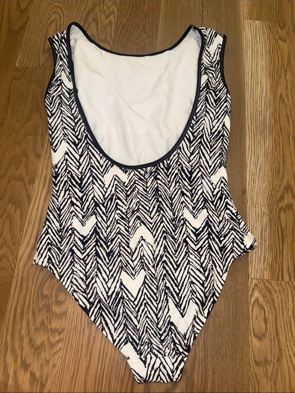 aerie Black and White Zigzag One-Piece Swimsuit - Picture 3 of 3